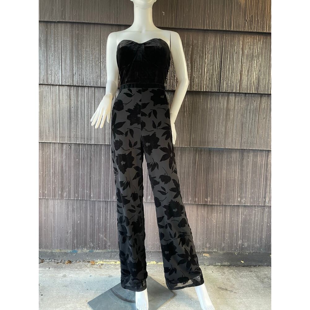 🔥NWT Lulus Black Velvet Strapless Floral Burnout Jumpsuit Women Size M Glam